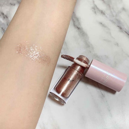 シュガー トゥインクル リキッド シャドウ/PERIPERA/リキッドアイシャドウを使ったクチコミ(2枚目)