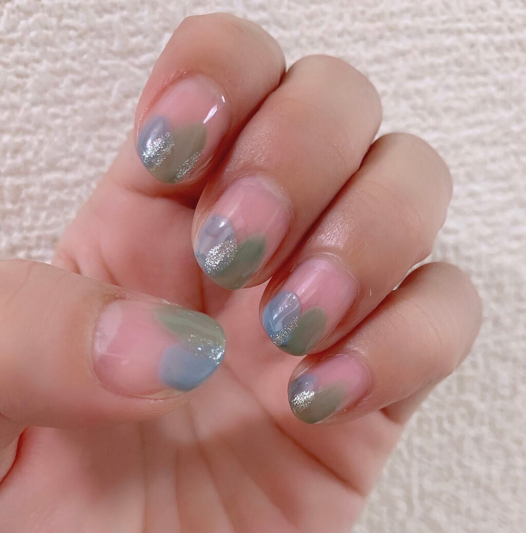 カラフルネイルズ/キャンメイク/マニキュアを使ったクチコミ(2枚目)