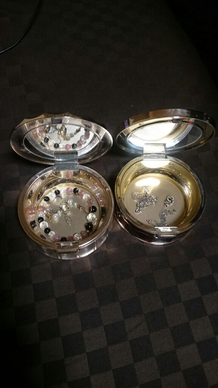 カネボウ フェースアップパウダー 〈ミラノコレクション 2010〉/ミラノコレクション/プレストパウダーを使ったクチコミ(2枚目)