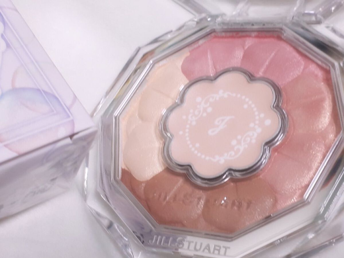 ブルームクチュール アイズ タイムレスグロウ/JILL STUART/アイシャドウパレットを使ったクチコミ（2枚目）