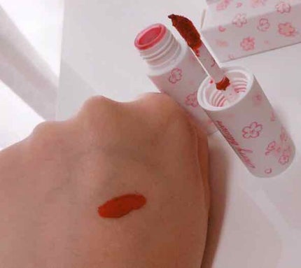 0720 VELVET TINT/DAISO/口紅を使ったクチコミ(2枚目)