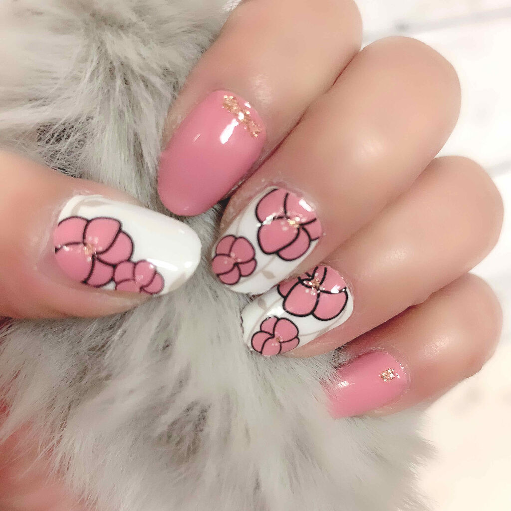 ネイルシール/Qoo10/ネイルシールを使ったクチコミ（1枚目）