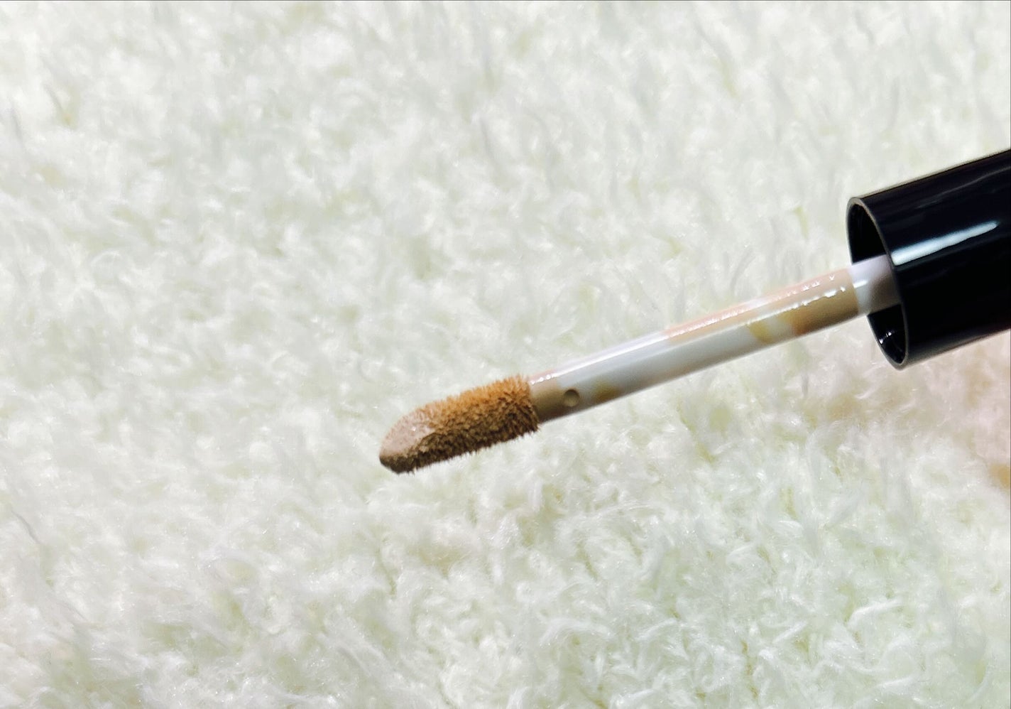 カバーパーフェクション チップコンシーラー/the SAEM/リキッドコンシーラーを使ったクチコミ(2枚目)