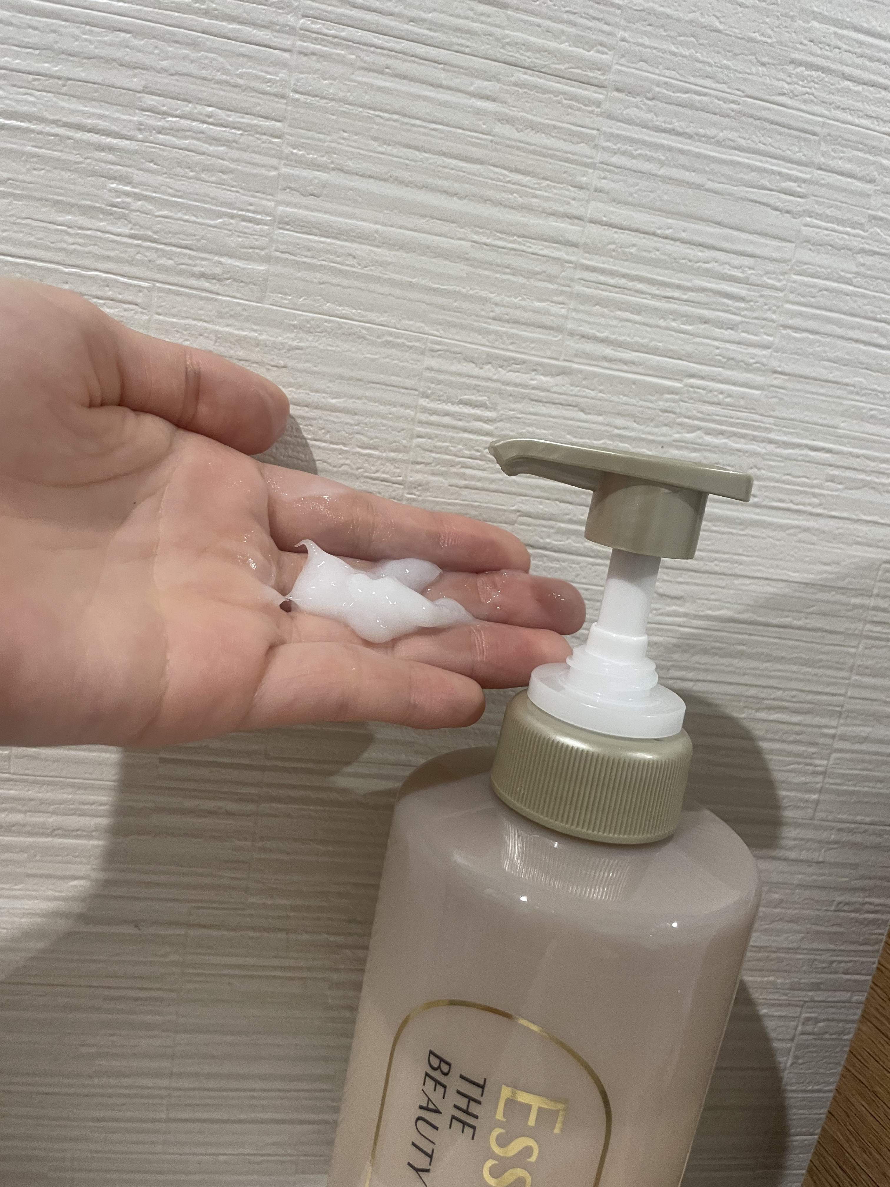 ザビューティ リペアシャンプー・コンディショナー/エッセンシャル/市販シャンプーを使ったクチコミ（2枚目）