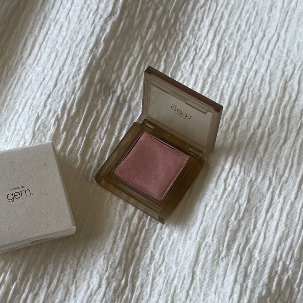 single eye color se-04 サーモンピンク/la peau de gem./単色アイシャドウを使ったクチコミ（1枚目）