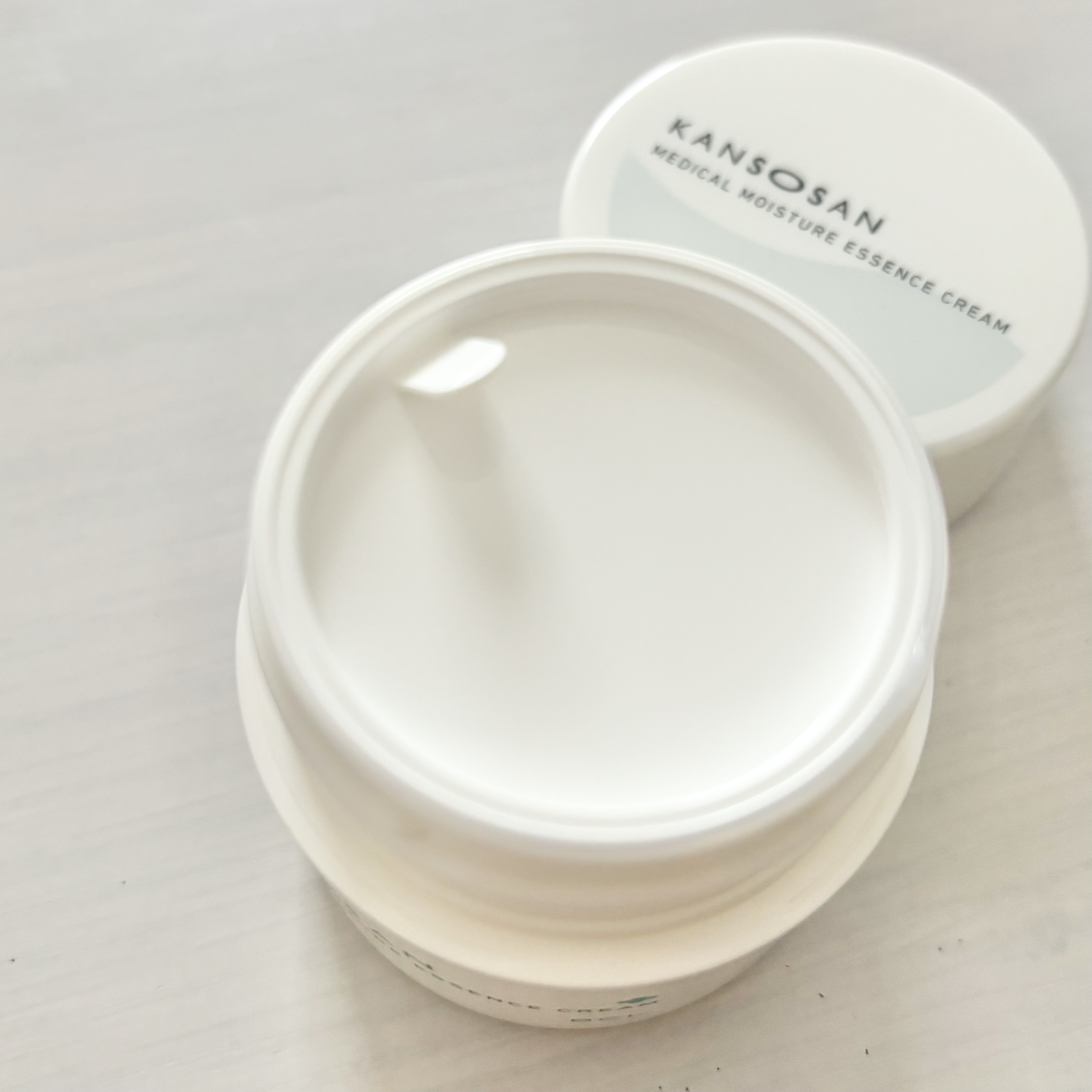 乾燥さん 薬用しっとりクリーム 【医薬部外品】/乾燥さん/フェイスクリームを使ったクチコミ（3枚目）