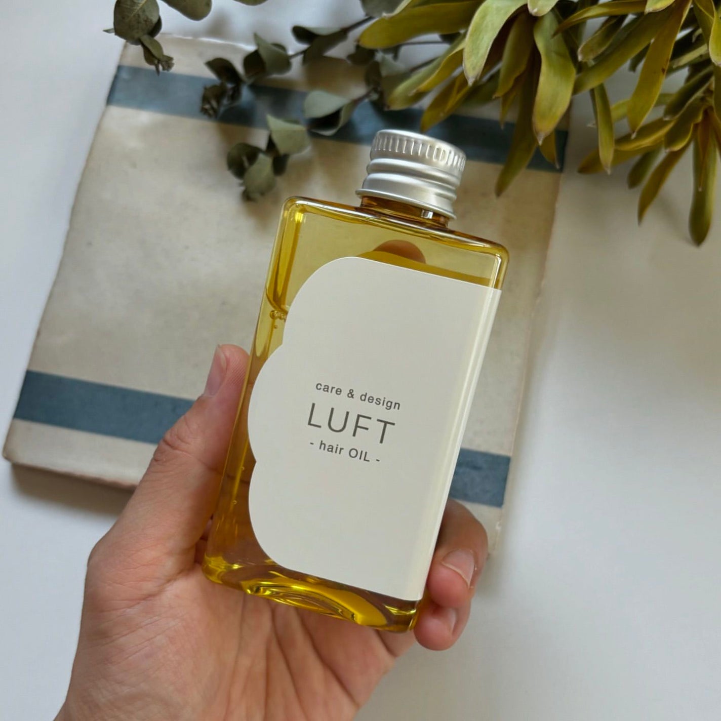 ケア&デザイン オイルH/LUFT/ヘアオイルを使ったクチコミ(2枚目)