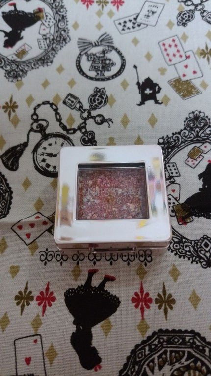 グリッタープリズム シャドウ/MISSHA/グリッターを使ったクチコミ(1枚目)