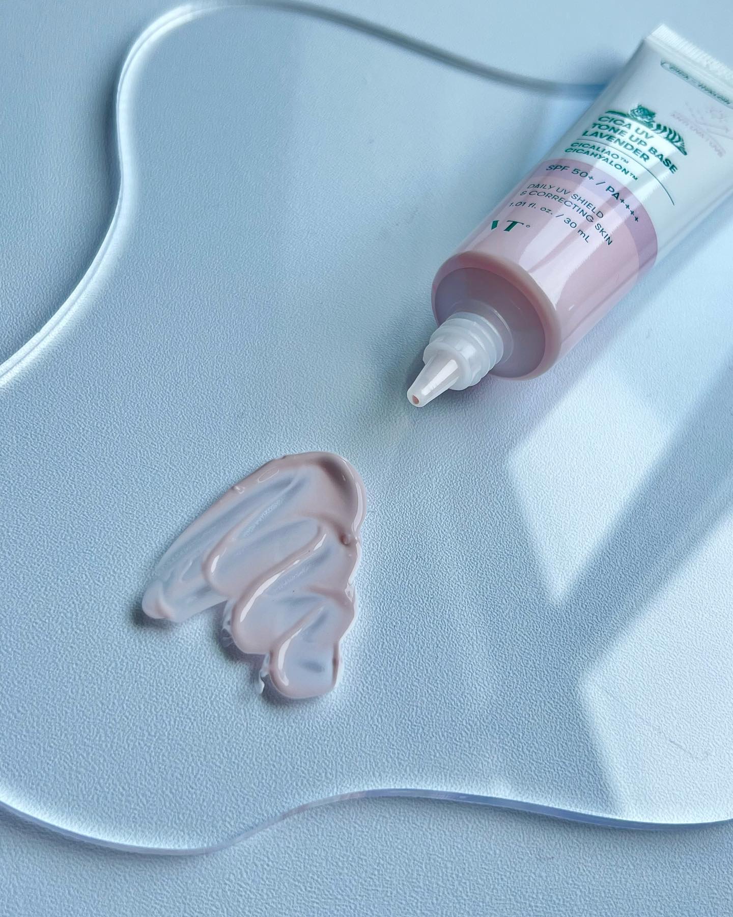 CICA UVトーンアップベース ラベンダー/VT/化粧下地を使ったクチコミ（3枚目）