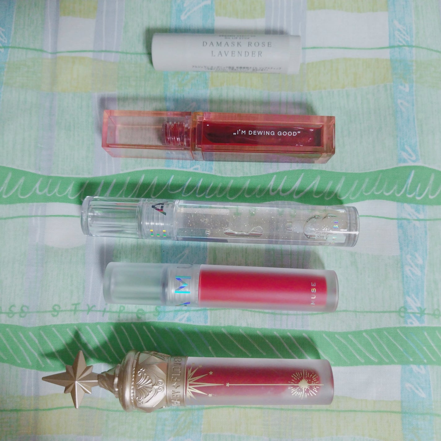 ハニーラスター r/ROAlív/リップグロスを使ったクチコミ(4枚目)