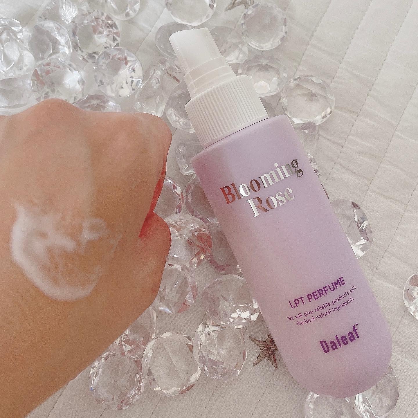 パフュームヘアパックインミスト Pink Breeze/Daleaf/アウトバストリートメントを使ったクチコミ（2枚目）