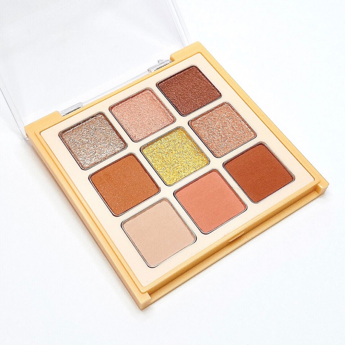 マテリアルカラーパレット/leur charme/アイシャドウパレットを使ったクチコミ(2枚目)