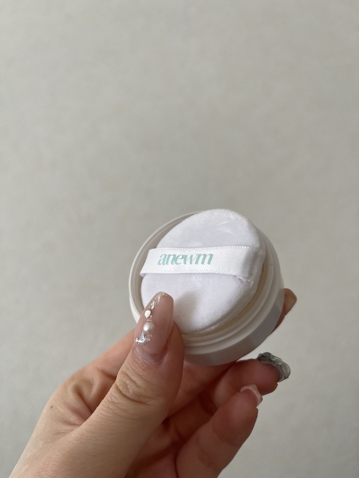 アニューム セバム コントロール パウダー/saat insight/ルースパウダーを使ったクチコミ（2枚目）