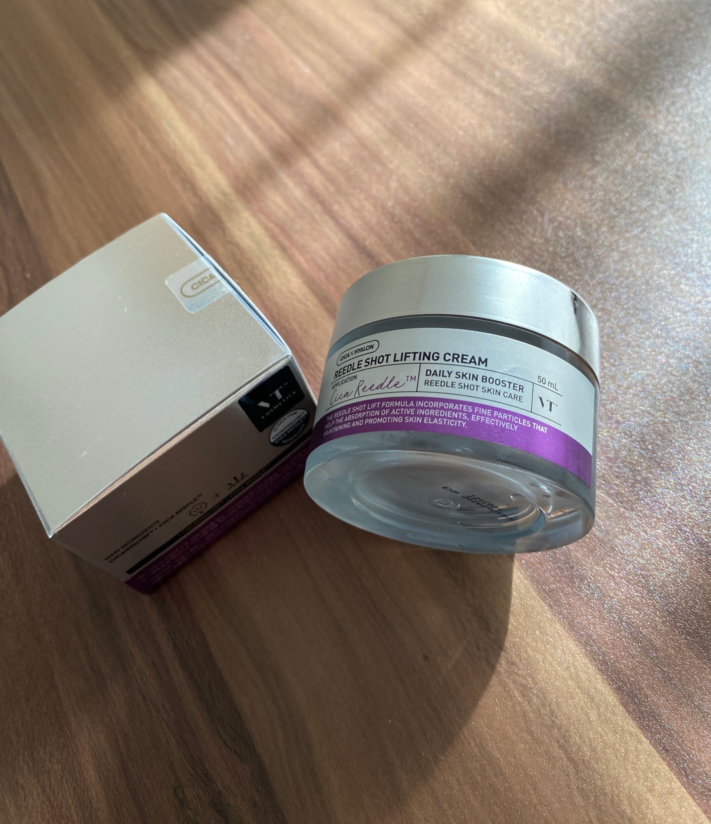 リードルショット リフティングクリーム/VT/フェイスクリームを使ったクチコミ(1枚目)