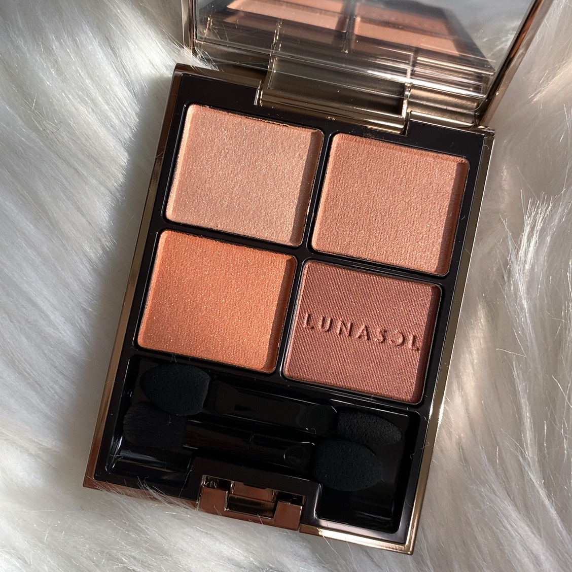 アイカラーレーション/LUNASOL/アイシャドウパレットを使ったクチコミ（2枚目）