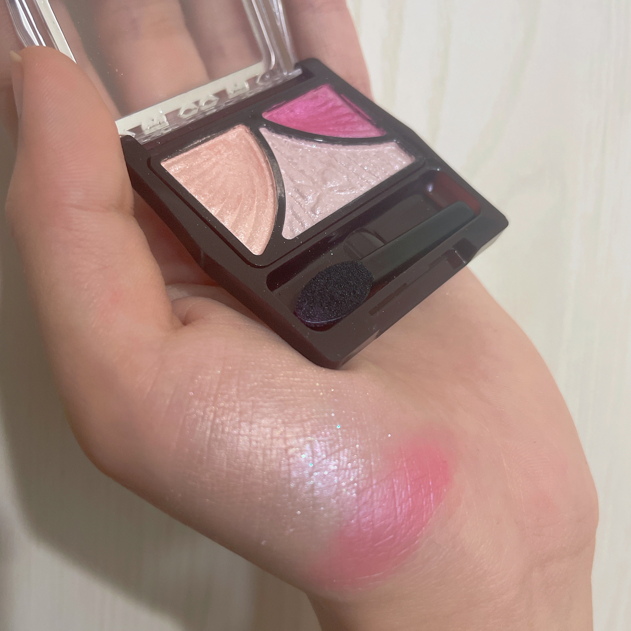 ジューシーピュアアイズ 09 ラブミーピンク/キャンメイク/アイシャドウパレットを使ったクチコミ（2枚目）