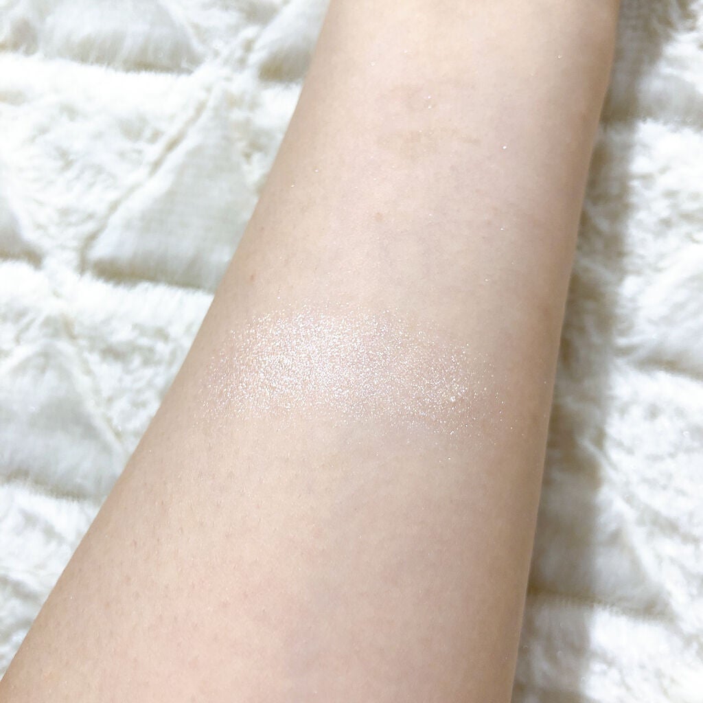 パールグロウハイライト/CEZANNE/パウダーハイライトを使ったクチコミ(3枚目)