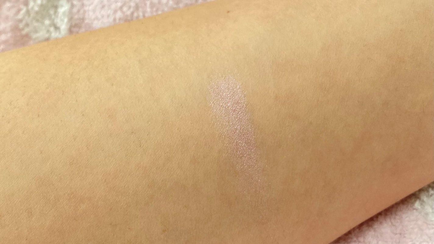 パールグロウニュアンサー/CEZANNE/パウダーハイライトを使ったクチコミ(2枚目)