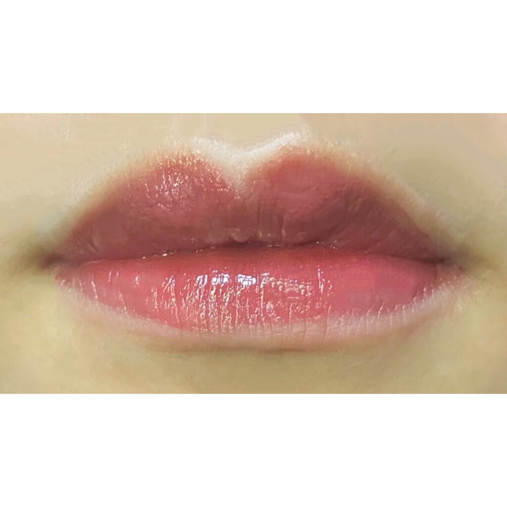 ルージュ ピュールクチュール ヴェルニ ヴィニルクリーム/YVES SAINT LAURENT BEAUTE/口紅を使ったクチコミ(3枚目)