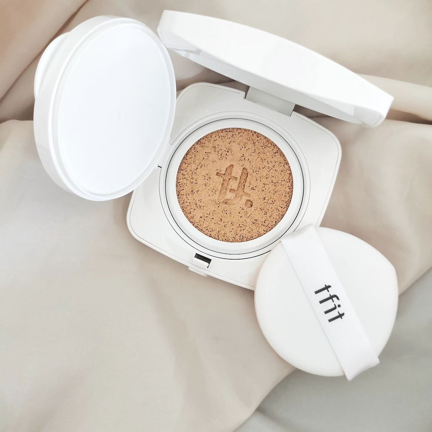 レイヤリングフィットカバークッションEX/TFIT/クッションファンデーションを使ったクチコミ(1枚目)