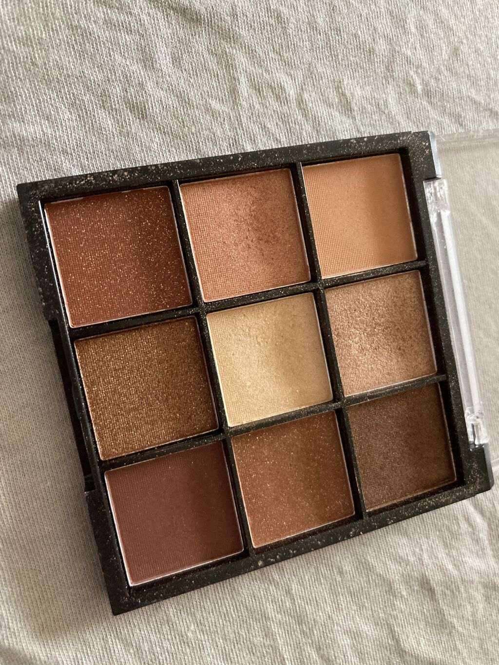 UR GLAM　BLOOMING EYE COLOR PALETTE/U R GLAM/アイシャドウパレットを使ったクチコミ（2枚目）