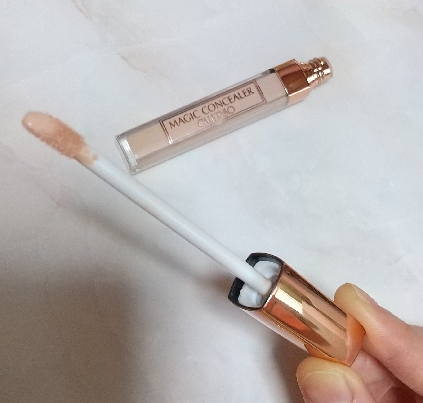 マジックコンシーラー/カリプソ/リキッドコンシーラーを使ったクチコミ（3枚目）
