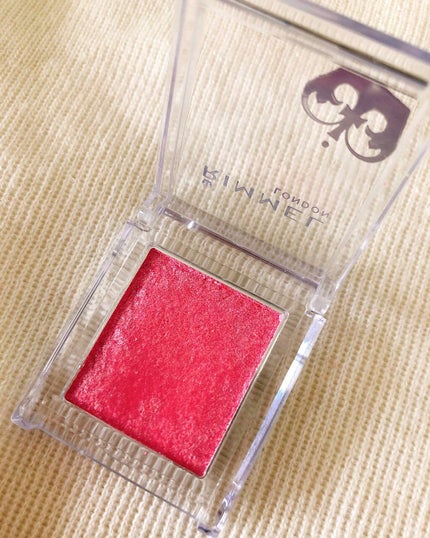 プリズム パウダーアイカラー/リンメル ロンドン/単色アイシャドウを使ったクチコミ(1枚目)