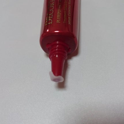 リバー on LIPS 「コスメデコルテのシワ改善美容液!最近、目元のシワにコンシーラー..」(5枚目)