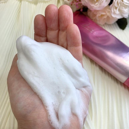 まゆ フォロバ100 on LIPS 「“アジアの美”を日本から、世界へ発信する「AXXZIA」の洗顔..」(5枚目)