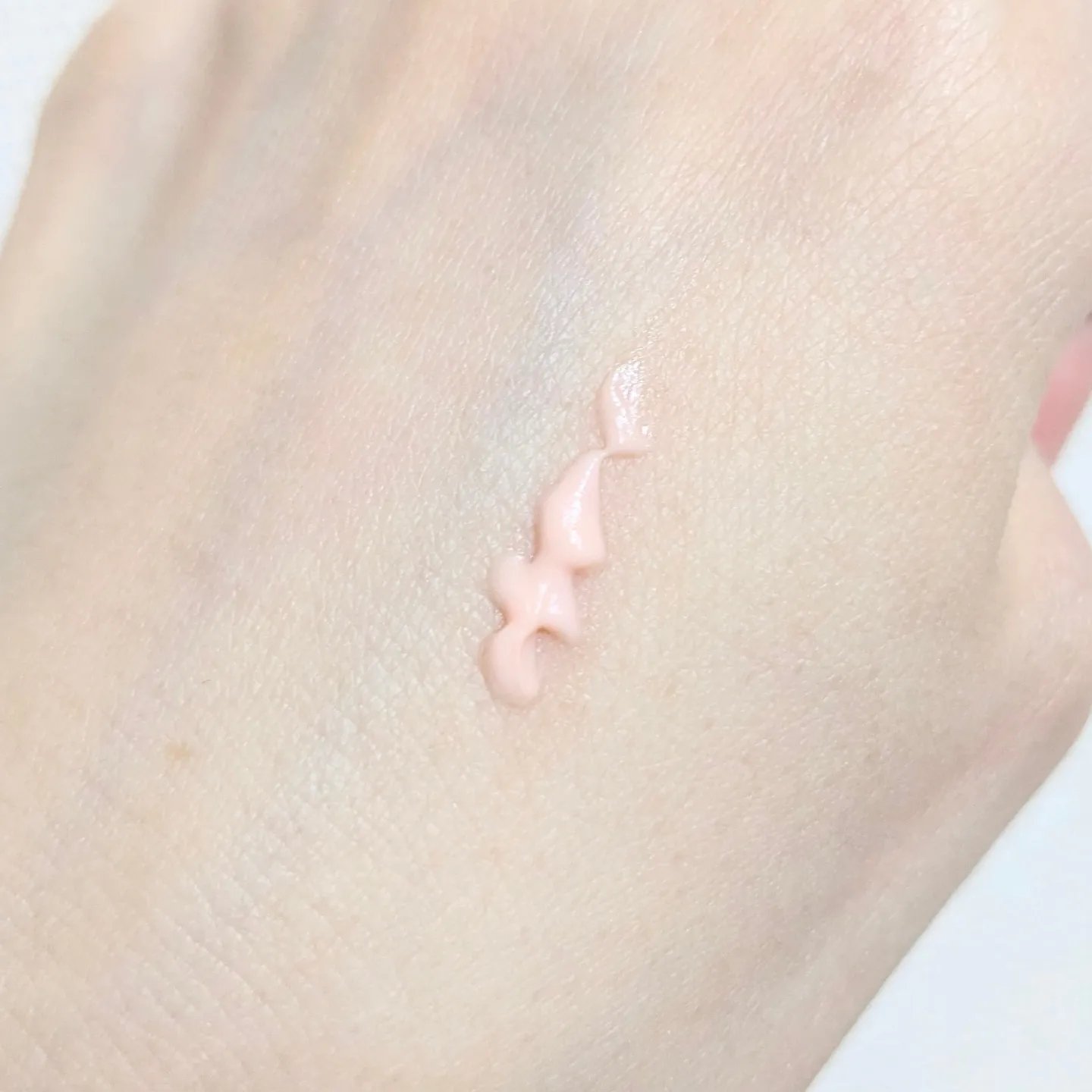 デリケートシルクベールアートプライマー/TFIT/化粧下地を使ったクチコミ（3枚目）