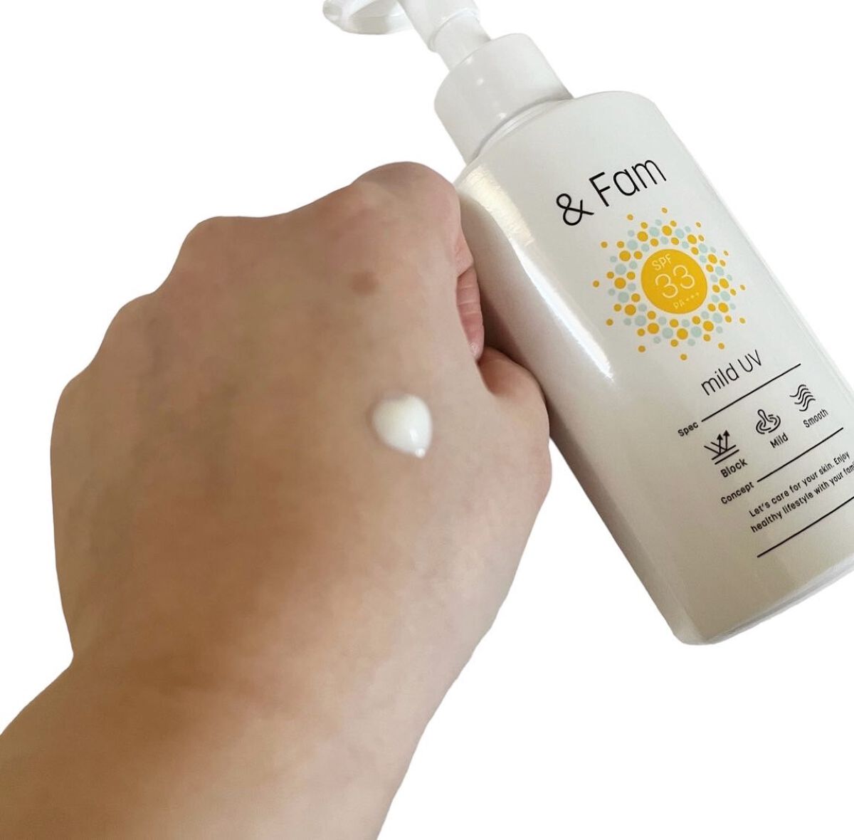 マイルドUV SPF33 PA＋＋＋/＆ Fam/日焼け止めジェルを使ったクチコミ（2枚目）