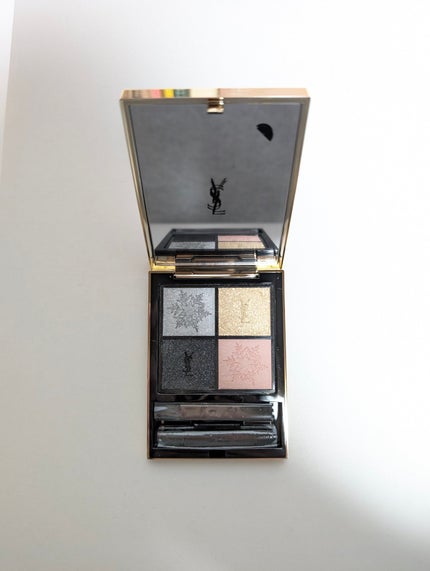 クチュール ミニ クラッチ/YVES SAINT LAURENT BEAUTE/アイシャドウパレットを使ったクチコミ(2枚目)