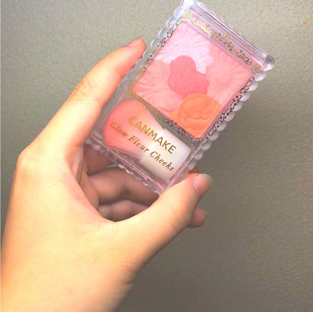グロウフルールチークス/キャンメイク/パウダーチークを使ったクチコミ（1枚目）