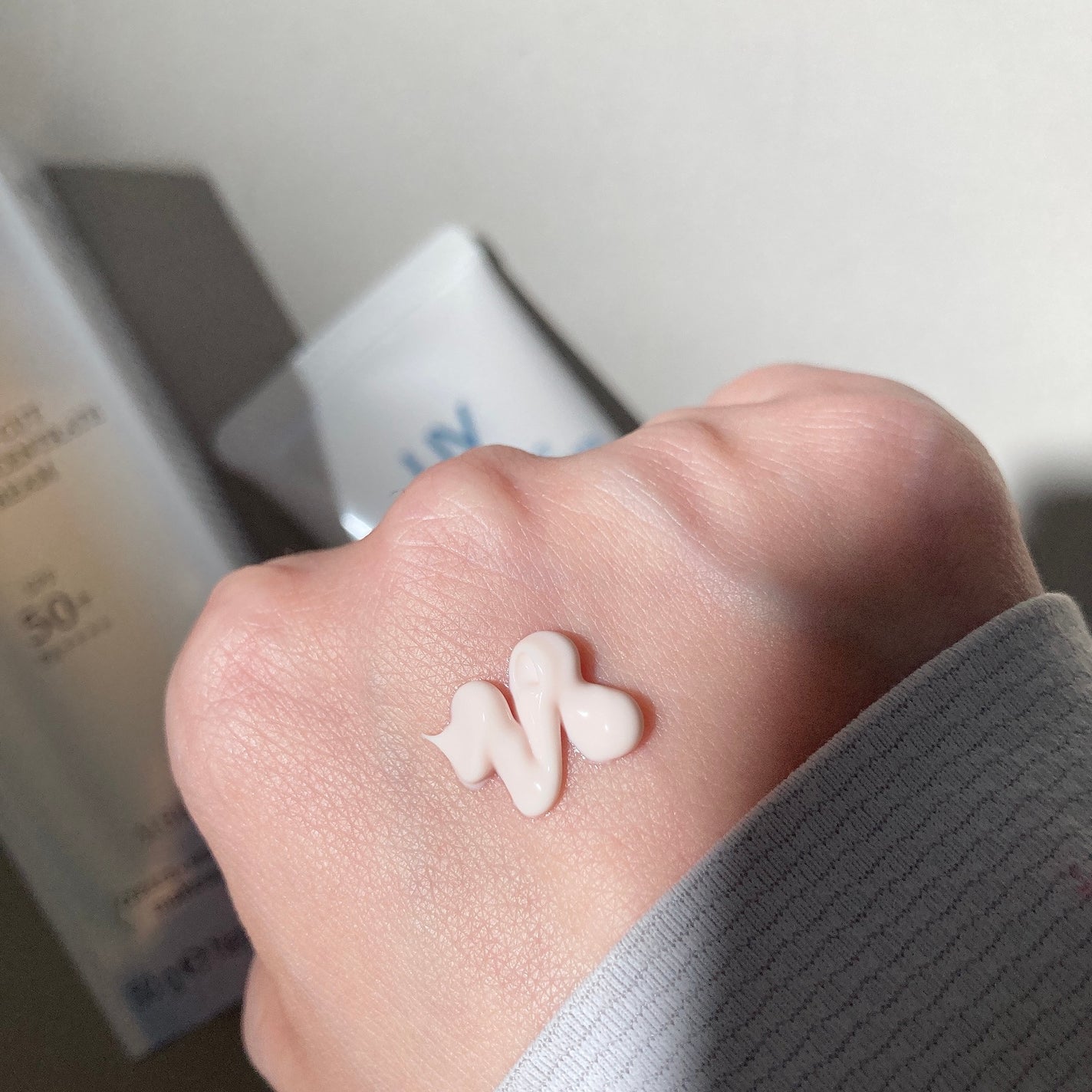 スーパー UV カット インテンスコンセントレート デイクリーム/ALBION/日焼け止めクリームを使ったクチコミ(2枚目)