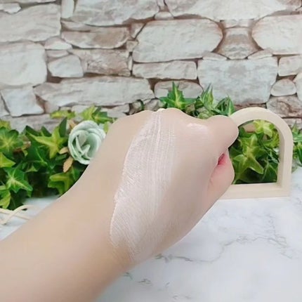 ピルソ グラシアエアフィットトーンアップサンアンプル SPF50 PA+++/feelxo/化粧下地を使ったクチコミ(3枚目)