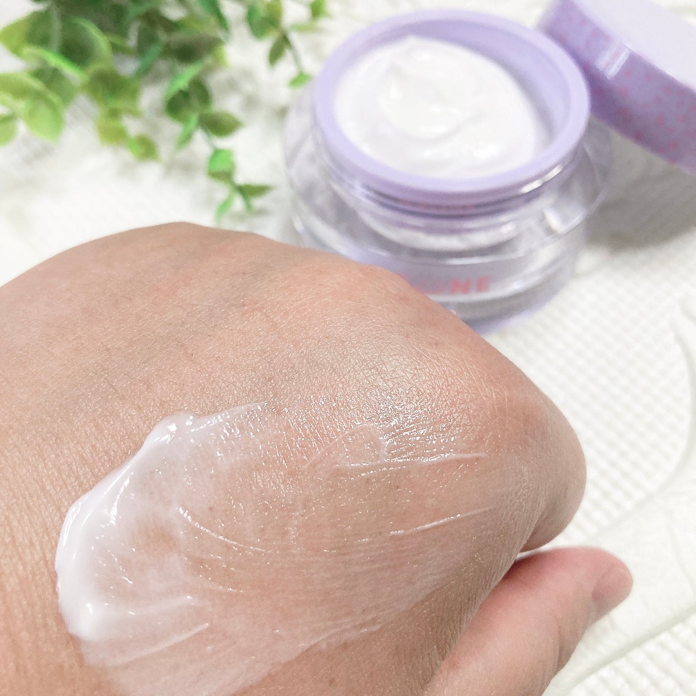 シカクリーム/ASUNE /フェイスクリームを使ったクチコミ(6枚目)