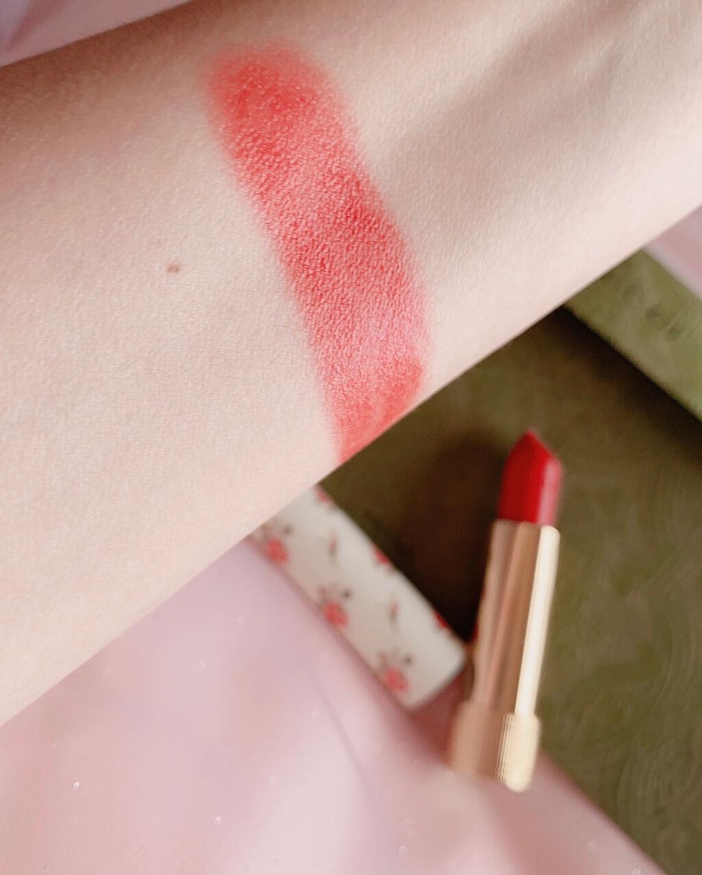 グッチ ルージュ ア レーヴル ヴォワル/GUCCI beauty/口紅を使ったクチコミ(4枚目)