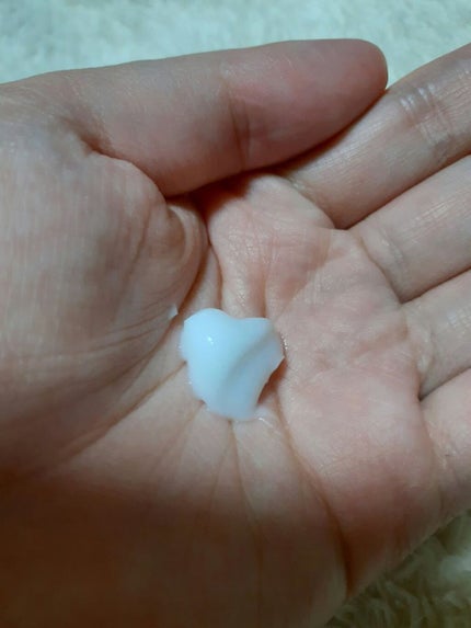 大人の美くびクリーム/ハリーハリー/ネック・デコルテケアを使ったクチコミ(4枚目)