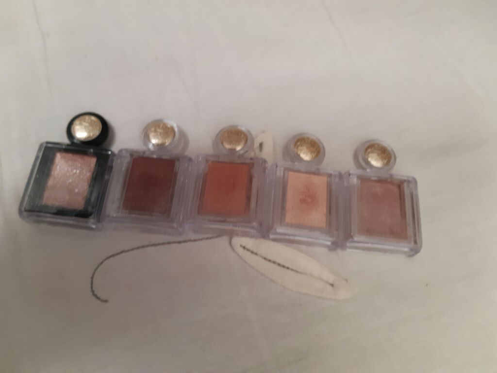 シャドーカスタマイズ/マジョリカ マジョルカ/単色アイシャドウを使ったクチコミ(2枚目)