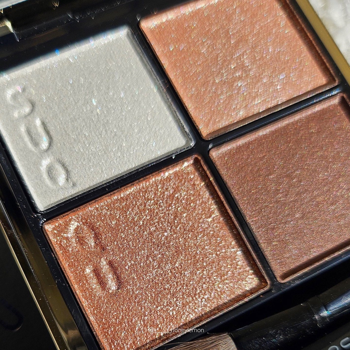 シグニチャー カラー アイズ/SUQQU/アイシャドウパレットを使ったクチコミ(6枚目)