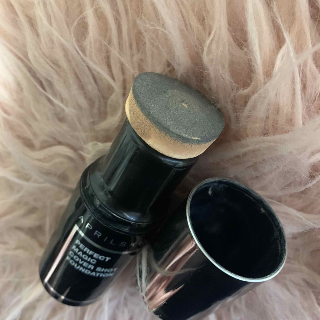 パーフェクトマジックカバーショットファンデーション/APRILSKIN/リキッドファンデーションを使ったクチコミ（2枚目）