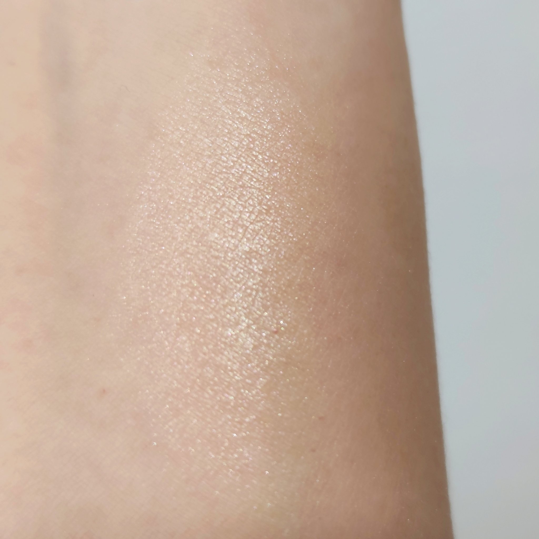 パールグロウハイライト/CEZANNE/パウダーハイライトを使ったクチコミ（3枚目）