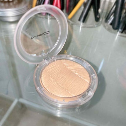 エクストラ ディメンション スキンフィニッシュ/M・A・C/プレストパウダーを使ったクチコミ(1枚目)