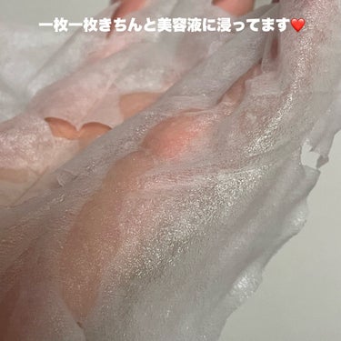 ALLNA ORGANIC フェイスマスクのクチコミ「たっぷりの美容液に浸された🤤💕
オーガニックフェイスマスク❤️

ALLNA ORGANIC
.....」（3枚目）