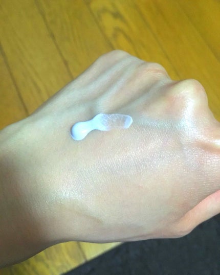 スキンアクア トーンアップUVエッセンス/スキンアクア/日焼け止めクリームを使ったクチコミ(3枚目)