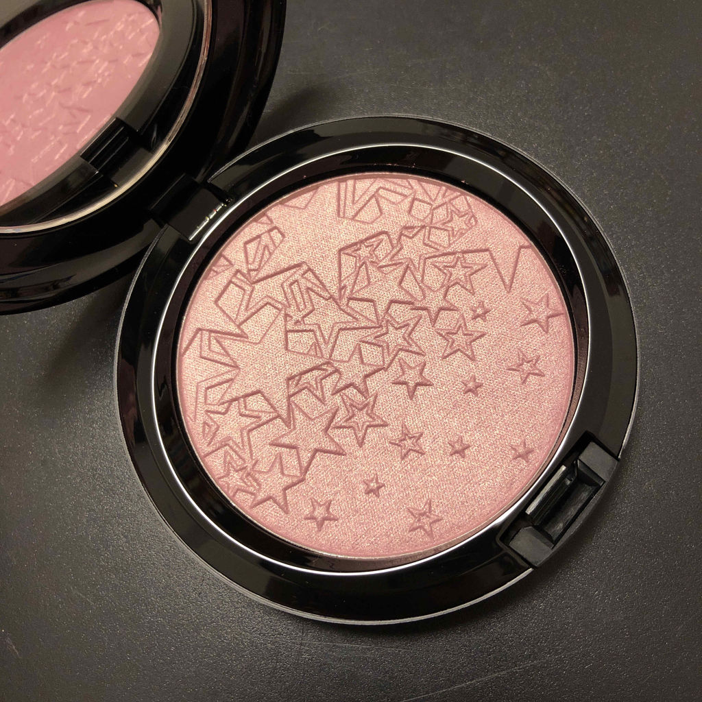 オパールセント フェイス パウダー/M・A・C/プレストパウダーを使ったクチコミ（2枚目）