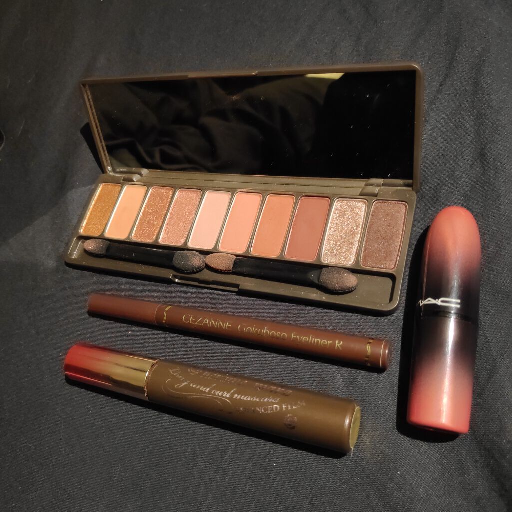 ラブ ミー リップスティック /M・A・C/口紅を使ったクチコミ（3枚目）