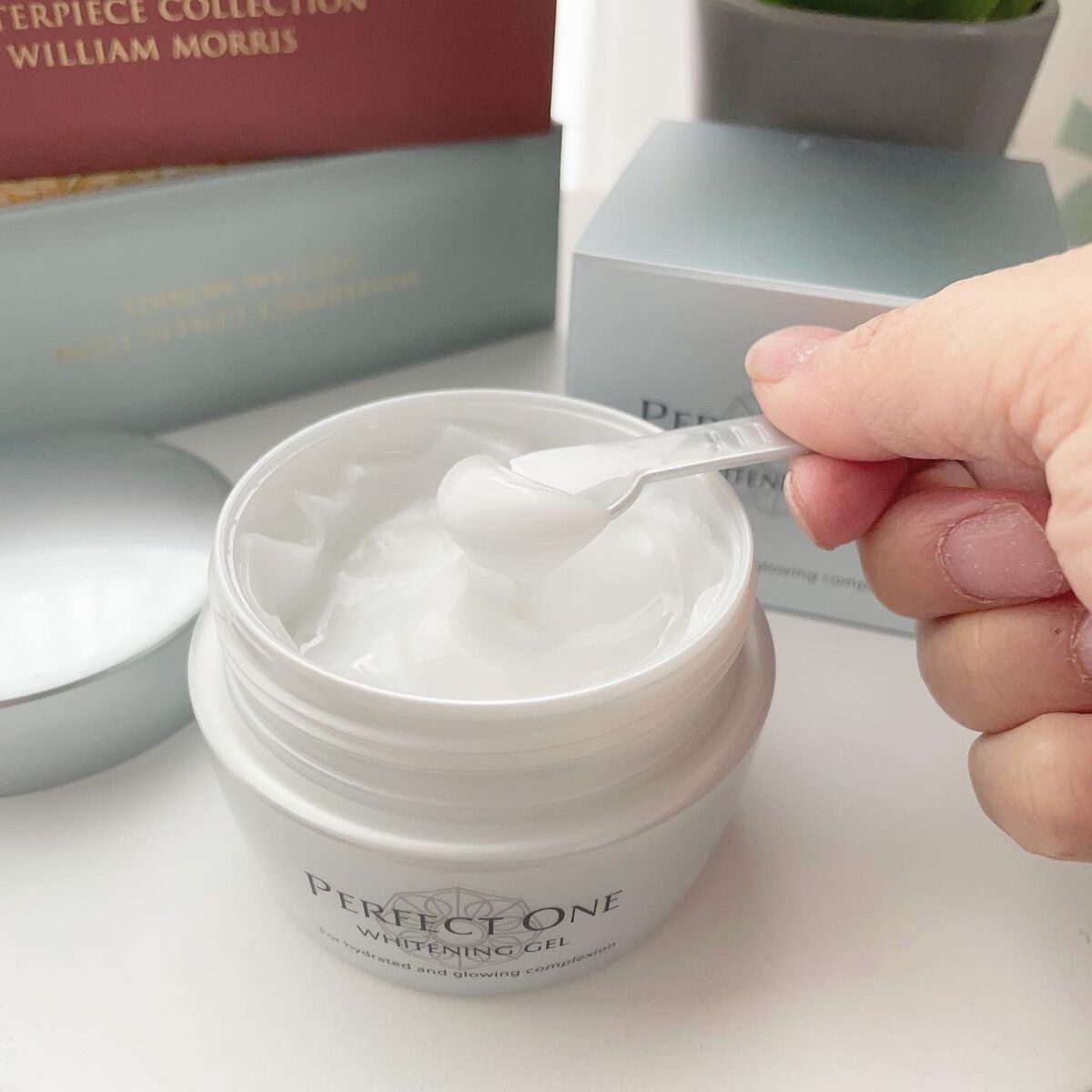 パーフェクトワン 薬用ホワイトニングジェル/パーフェクトワン/オールインワン化粧品を使ったクチコミ(3枚目)