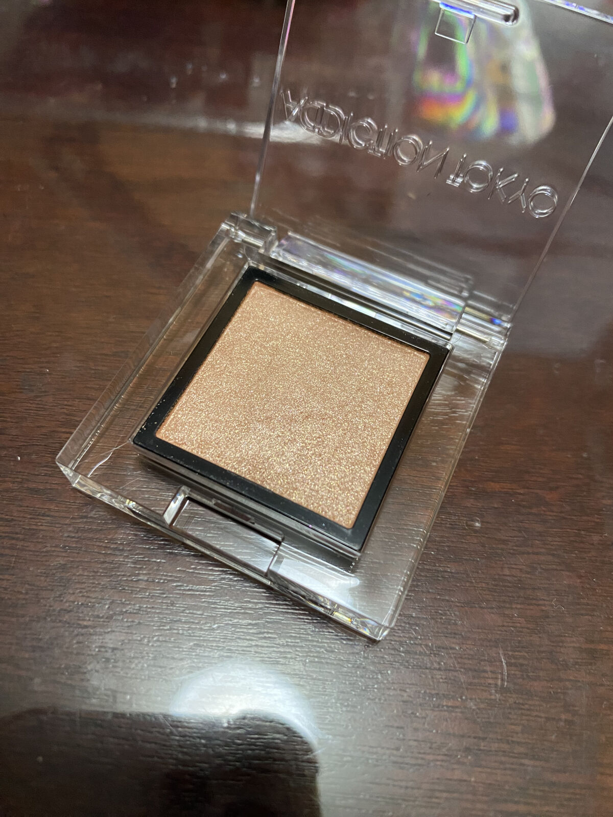 アディクション ザ アイシャドウ パール 110P Close Together/ADDICTION/単色アイシャドウを使ったクチコミ（2枚目）