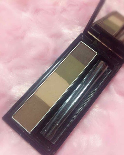 リシェ カラーリング アイブロウパウダー BR-3 オリーブブラウン/Visée/パウダーアイブロウを使ったクチコミ(1枚目)